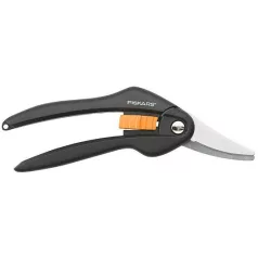   Fiskars SingleStep általános kerti olló SP27  Készlet erejéig