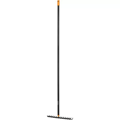 Fiskars Solid gereblye nyéllel