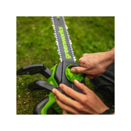 Láncfűrész akkumulátoros Greenworks GD24CS30 24 v, 3/8-1.1-45 szemes, akku- és töltő nélkül