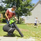 Lombfúvó-szívó akkumulátoros Greenworks BL48L421-01 akkumulátorral és töltővel