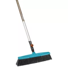   Gardena combisystem kerti seprű(3622/fanyél 130 cm FSC® 100%) Készlet erejéig!