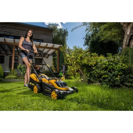 Riwall RALM 3820 - Akkus fűnyíró 20V s szénkefe nélküli motorral